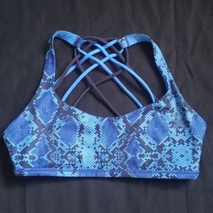 LuluLemon Free to Be Bra